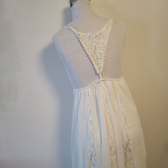 Vintage White Lace Nightgown Size M - Picture 4 of 5